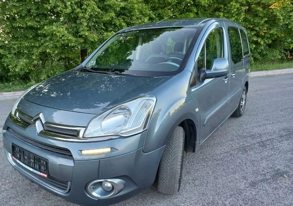 Citroen Berlingo cena 26900 przebieg: 220000, rok produkcji 2012 z Zamość małe 742